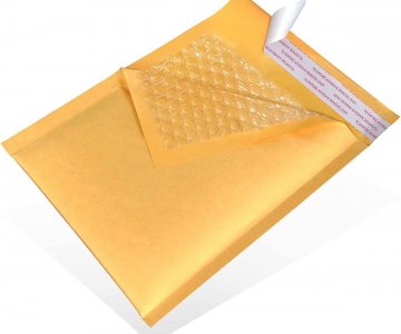 Paper Envelope with Bubbles (Padded Envelope)
